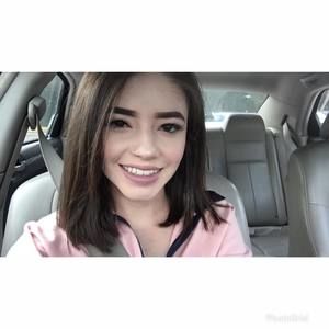 Meet your Posher, Selene